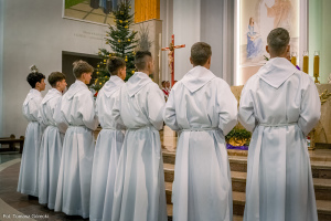 Msza Święta z obrzędem przyjęcia lektorów 22.12.2024 r. g. 18.00