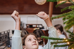 20251222_Rozancowa_ubieranie_choinek_016