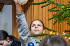 20251222_Rozancowa_ubieranie_choinek_018