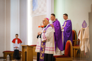 Wizytacja kanoniczna bpa Adama Baba 07.03.2026 g. 18:00 - Msza z udziałem wspólnot